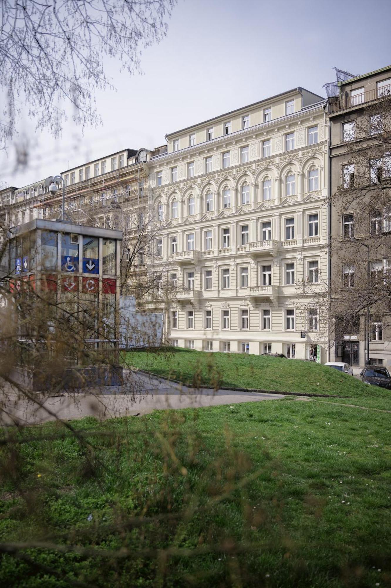 National Museum Апартаменти *